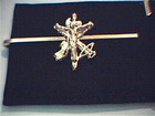 ALFILER CORBATA LEGION CHAPADO ORO
