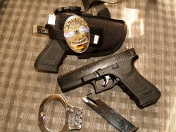 TactiCenter - Las pistolas de fogueo son un elemento disuasorio, utilizadas  para la seguridad en nuestro hogar y el coleccionismo. Esta detonadora  Bruni Gap , es la replica exacta de la real